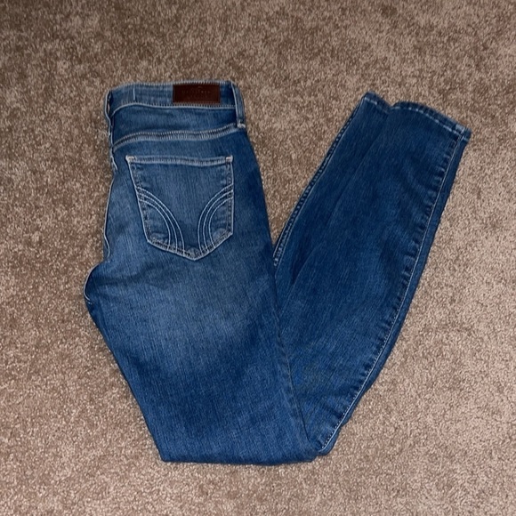 Hollister HIGH-RISE Distressed Medium WASH SUPER SKINNY JEANS. Size 25 GG - Picture 6 of 6